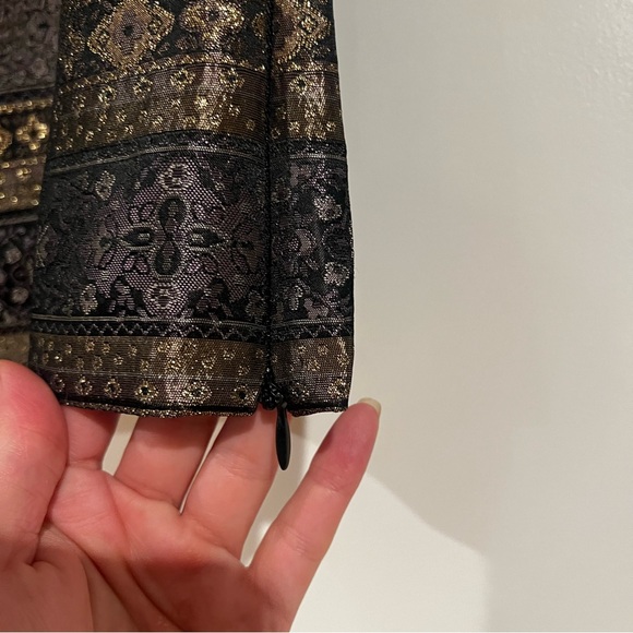 Vintage Metallic Crop Top by Positive Attitude Petite - Picture 4 of 7